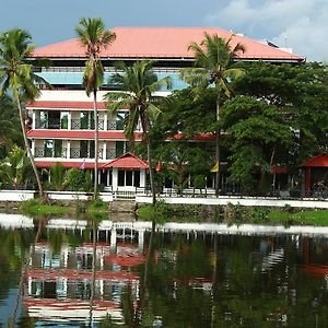 Aquaria The Boutique Resort